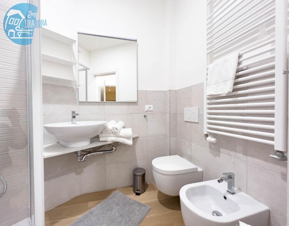 Slataper 9 Tirabora Short Rent Apartment Trieste Luaran gambar