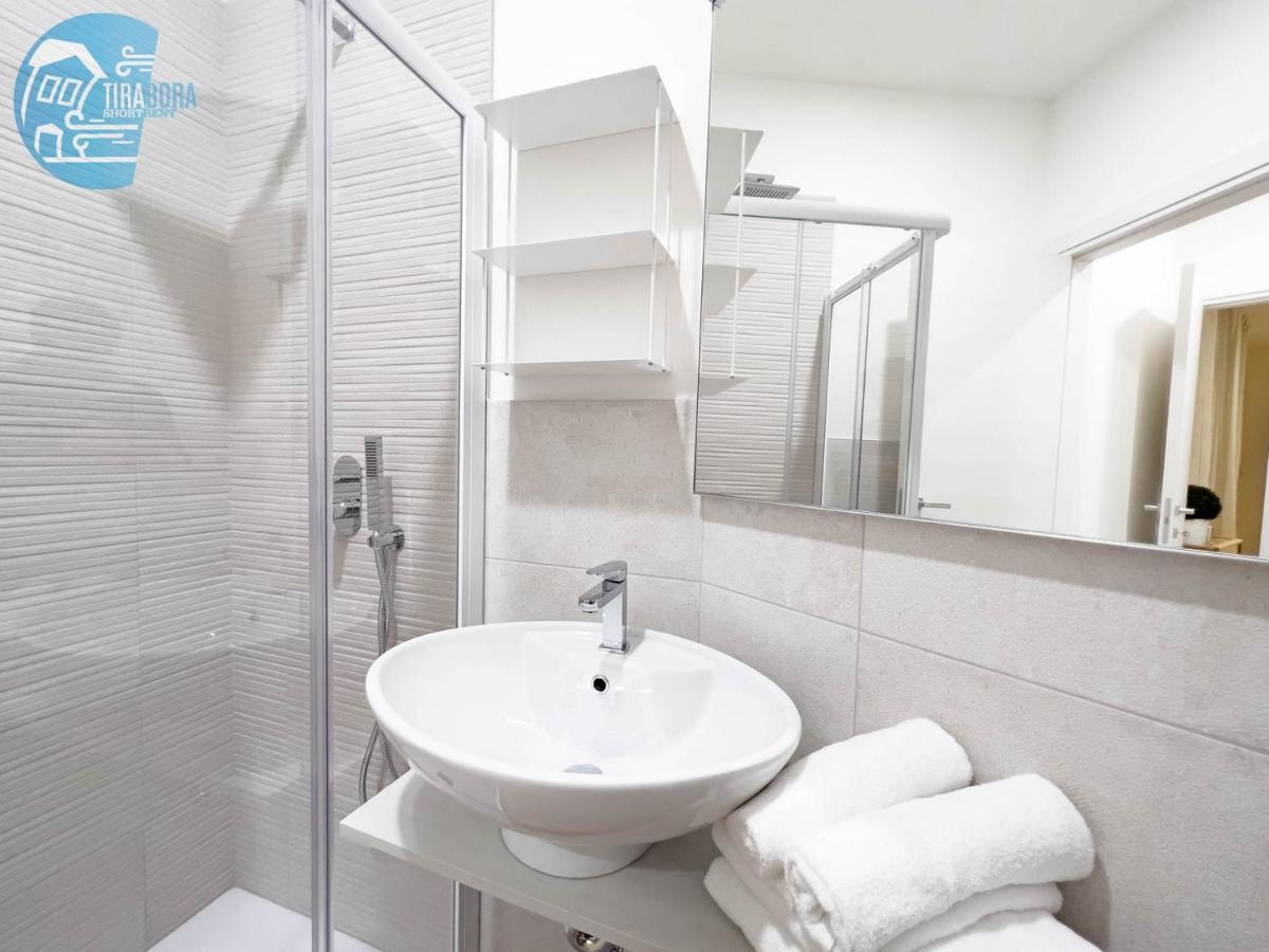 Slataper 9 Tirabora Short Rent Apartment Trieste Luaran gambar